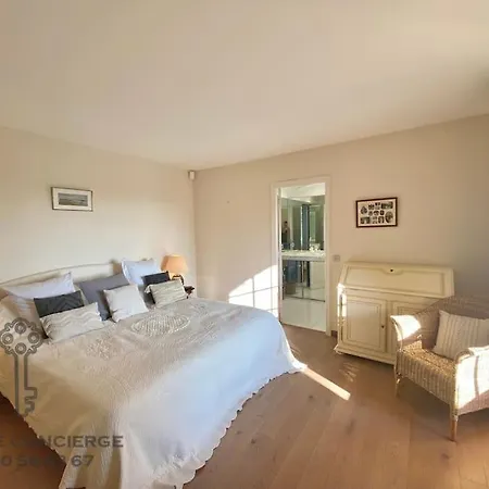 Isma: Vue Mer St Tropez Villa Sainte-Maxime